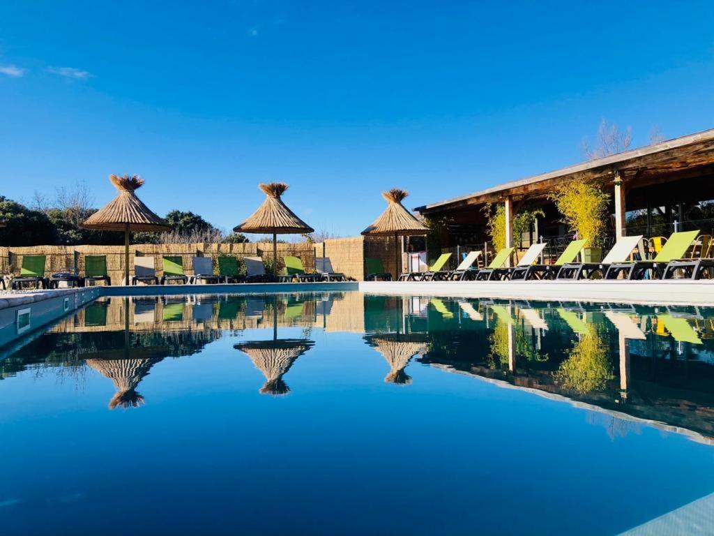 Lodges En Provence - Ecogites & Restaurant Insolites Richerenches ภายนอก รูปภาพ