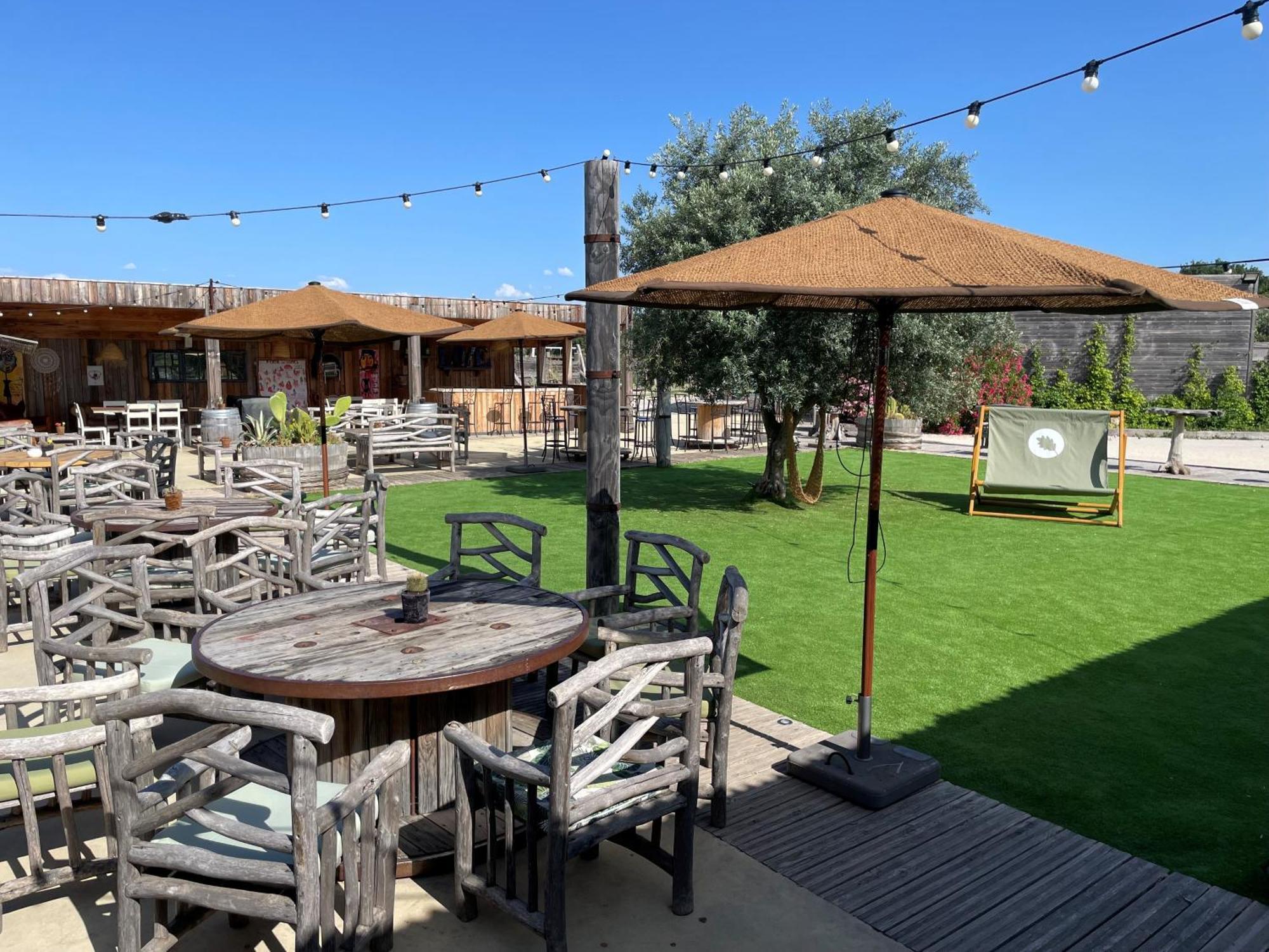 Lodges En Provence - Ecogites & Restaurant Insolites Richerenches ภายนอก รูปภาพ